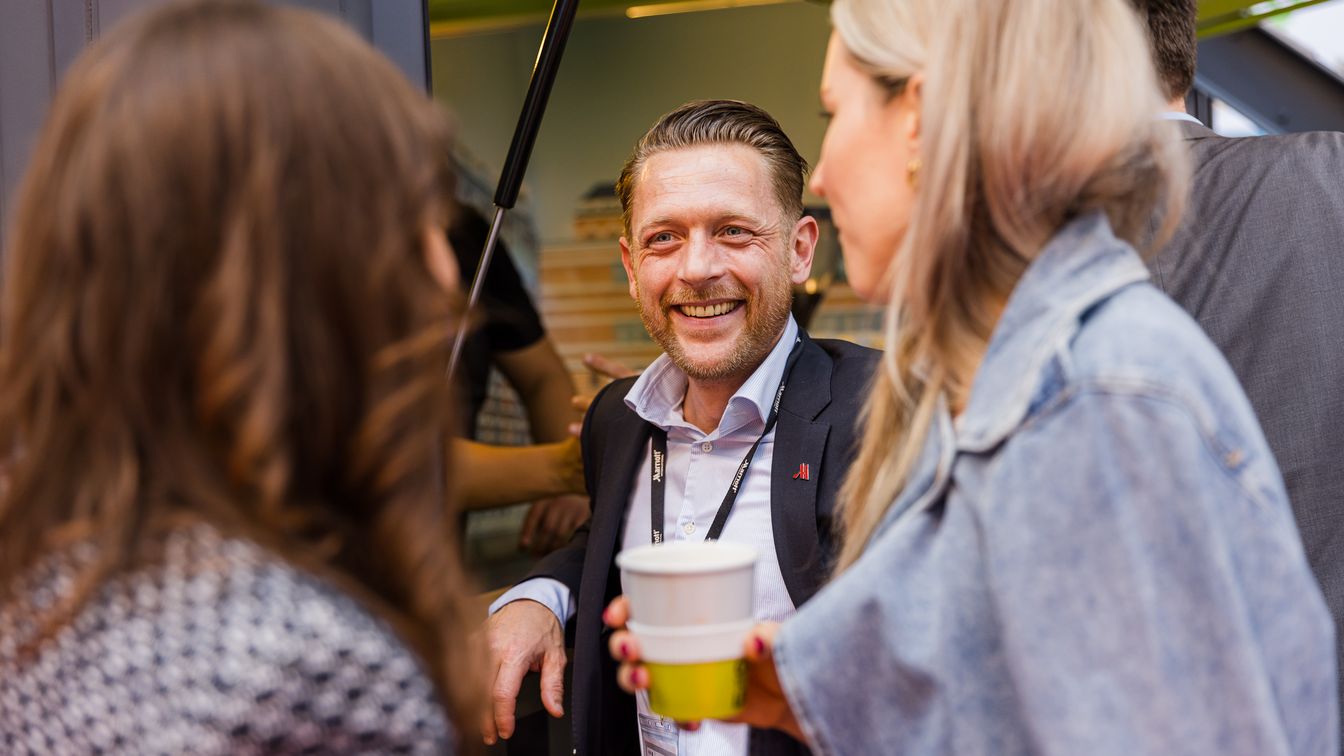 Tagung & Konferenz Leipzig Convention: Kaffeepause am Leipzig-Stand auf der IMEX Frankfurt 2024 